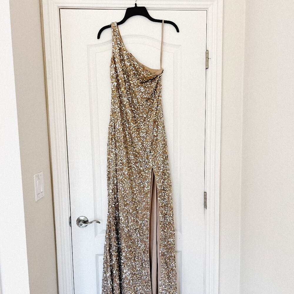 Mac Duggal 10729M One Shoulder Sequin Dress Size 6